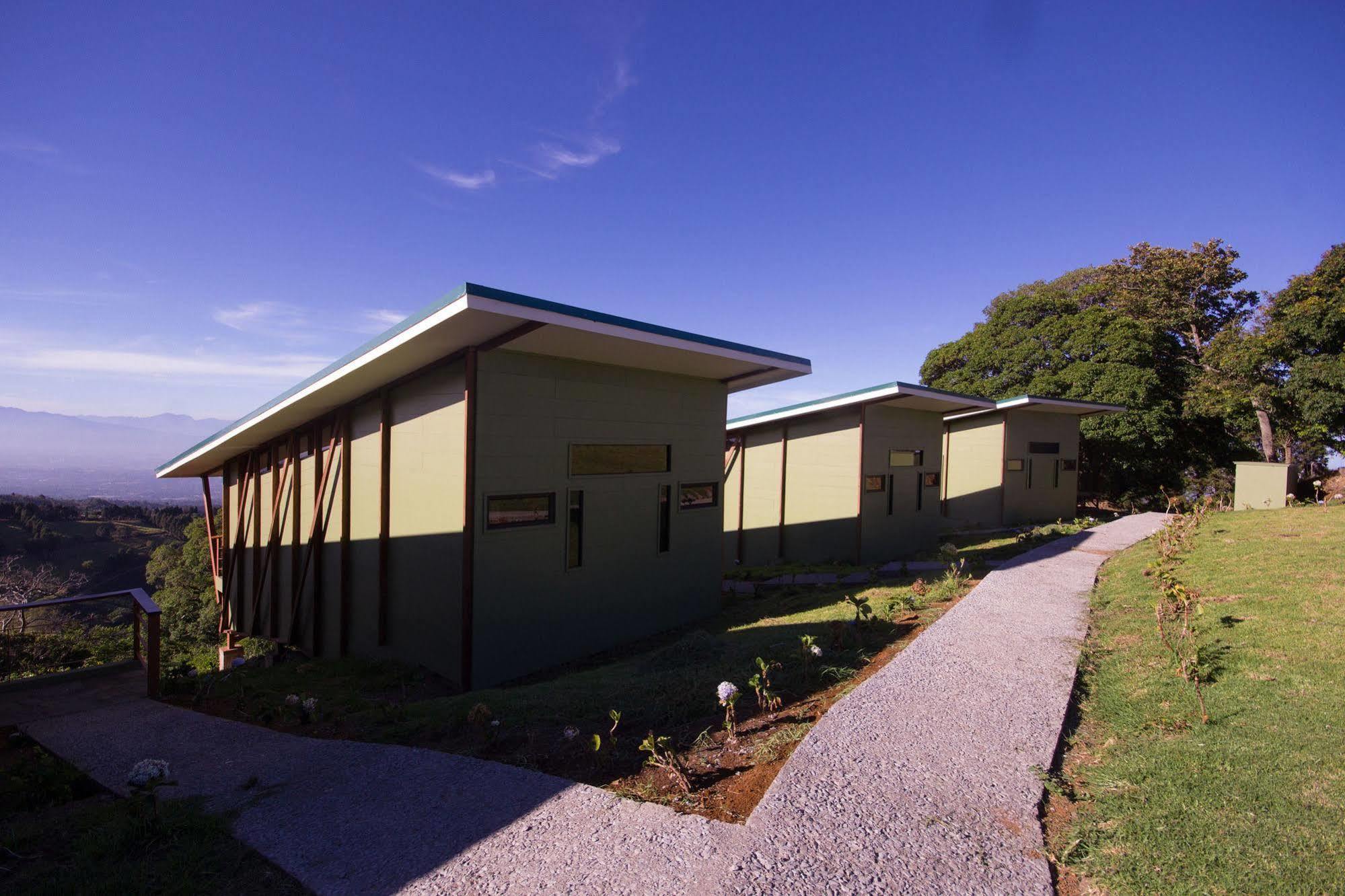 Chayote Lodge Naranjo  ภายนอก รูปภาพ
